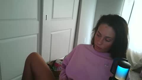 lexiiiii27 online show from May 17, 2026, 8:38 pm