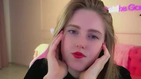 Lexi online show from October 14, 2025, 6:47 am