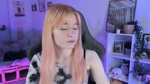 Lexi Wenford NO NUDE GODDESS online show from March 4, 2025, 5:42 am