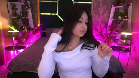 Lexi online show from May 9, 2026, 12:54 pm