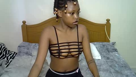 Snapshot of lexy_naughty chatting on November 29, 2025, 9:12 am lexy online show from November 29, 2025, 9:12 am