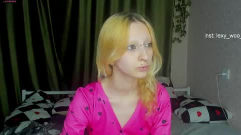 Lexy online show from April 14, 2026, 8:48 pm