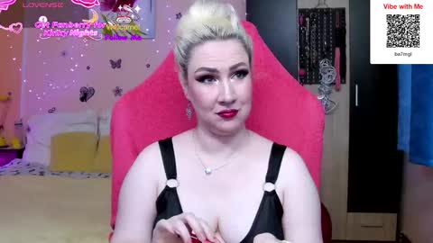 Lexy online show from November 23, 2025, 3:45 pm