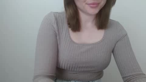 Leyla online show from April 20, 2026, 8:50 am