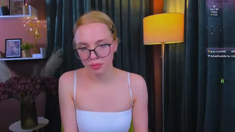 leyla_sexi online show from April 17, 2026, 9:51 pm