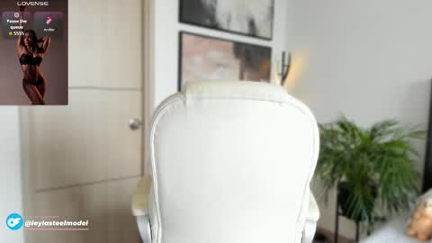 Snapshot of leyla_steel chatting on September 11, 2025, 6:30 pm INSTA leylasteel model online show from September 11, 2025, 6:30 pm