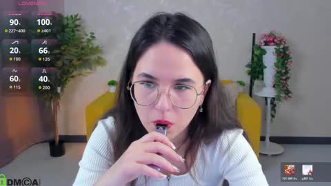 leylamirage online show from February 18, 2026, 4:30 am