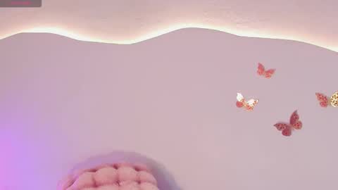 leyla woods online show from March 3, 2026, 11:16 am