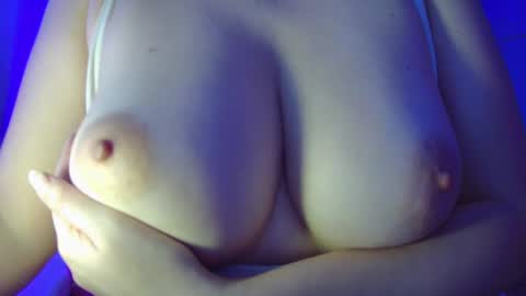 Leysun7 online show from March 4, 2025, 5:00 am