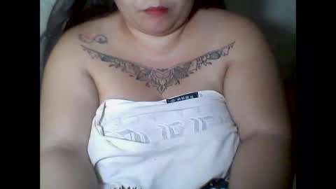 lhiannash33 online show from October 15, 2025, 10:04 am