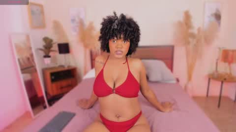 lia_adams17 online show from June 5, 2026, 6:52 am