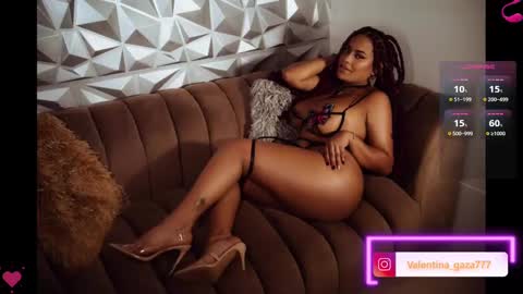 V A L  online show from February 10, 2025, 11:34 pm