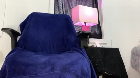 Snapshot of lia_hdz chatting on April 18, 2026, 4:44 pm Kabroncita online show from April 18, 2026, 4:44 pm
