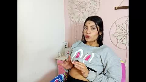 Lia online show from December 2, 2024, 6:30 am