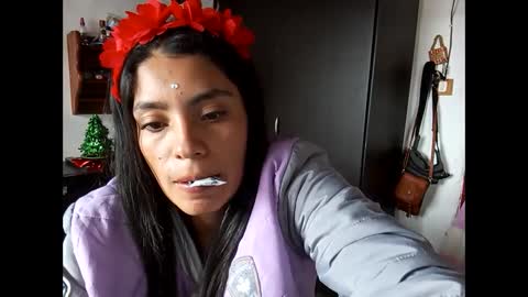 Lia online show from December 14, 2024, 1:59 pm