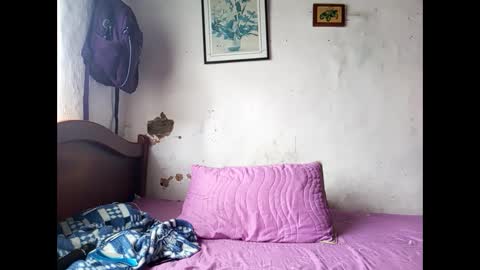 Lia online show from February 15, 2025, 4:23 pm