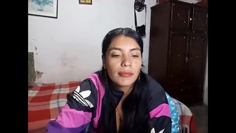 Lia online show from December 5, 2025, 4:21 am