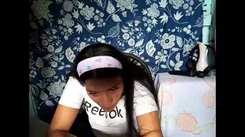 Lia online show from May 28, 2026, 3:42 pm