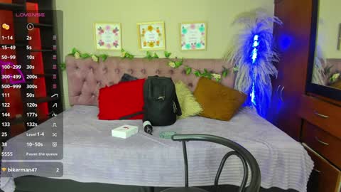 lia online show from December 9, 2024, 8:12 pm