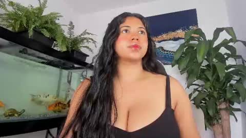 lia_lovelly online show from August 6, 2026, 5:26 pm