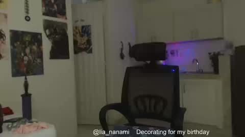 Lia  online show from October 22, 2025, 10:53 pm