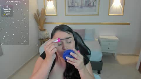 Lia  online show from October 23, 2025, 2:11 am