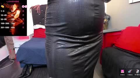 Lia Taylor online show from February 5, 2025, 12:38 pm