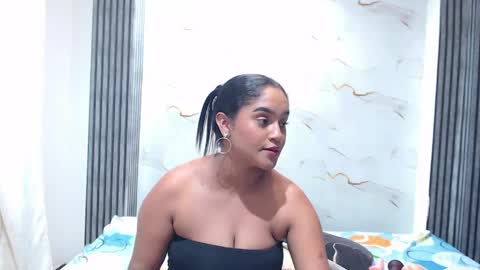 liaa_cams online show from May 29, 2026, 2:53 am