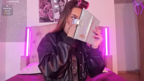 Lia  online show from January 9, 2026, 11:13 am