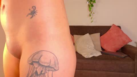 Snapshot of liaamoretti__ chatting on July 8, 2026, 2:38 am L I A online show from July 8, 2026, 2:38 am