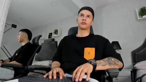 Liam Smith online show from October 4, 2025, 12:25 pm