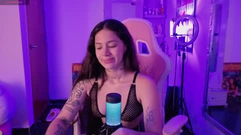 Lia Butera online show from April 27, 2026, 8:51 pm