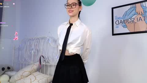 Lia  online show from February 7, 2025, 9:26 am