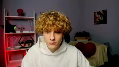 Liam online show from March 6, 2025, 6:41 am