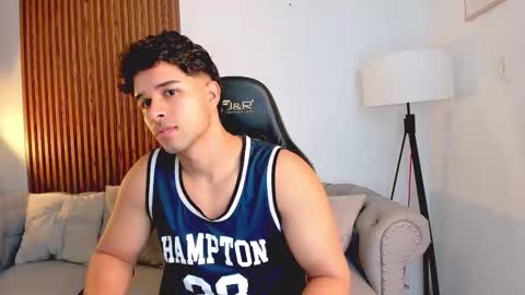 Liam Collins online show from November 8, 2025, 11:54 am