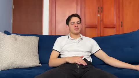 Liam online show from March 12, 2026, 2:01 pm