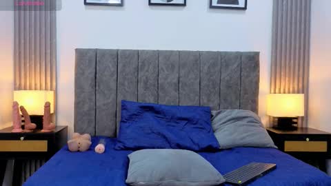 Liam forest  online show from November 16, 2025, 4:51 am