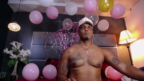 Liam online show from September 20, 2025, 8:32 pm