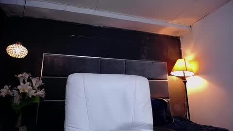 Liam online show from November 29, 2025, 7:28 pm