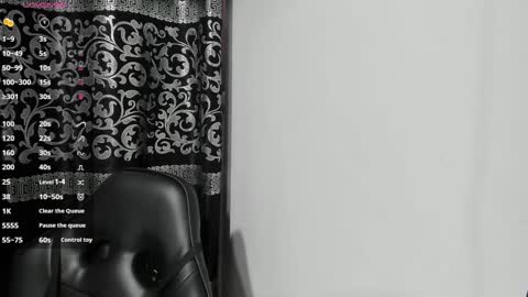 Snapshot of liam_kleiin chatting on December 31, 2024, 11:09 am LIAM KLEIN online show from December 31, 2024, 11:09 am