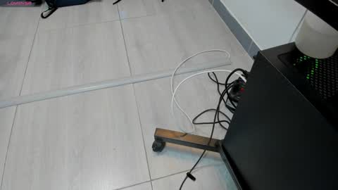 Snapshot of liam_kleiin chatting on January 13, 2025, 11:19 am LIAM KLEIN online show from January 13, 2025, 11:19 am