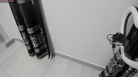 Snapshot of liam_kleiin chatting on January 21, 2025, 11:13 am LIAM KLEIN online show from January 21, 2025, 11:13 am