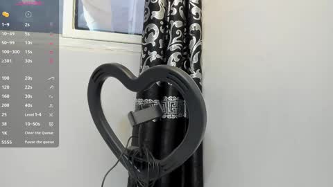 Snapshot of liam_kleiin chatting on February 10, 2025, 11:25 am LIAM KLEIN online show from February 10, 2025, 11:25 am