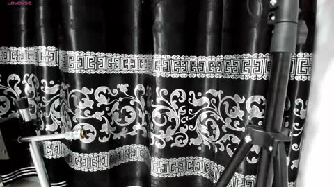 Snapshot of liam_kleiin chatting on February 13, 2025, 11:17 am LIAM KLEIN online show from February 13, 2025, 11:17 am