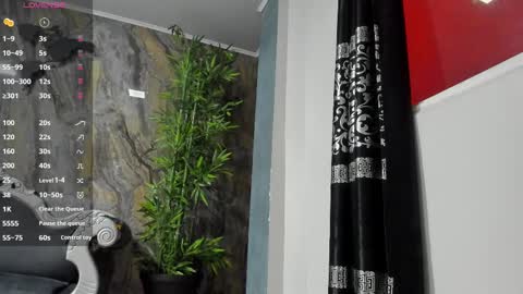 Snapshot of liam_kleiin chatting on February 20, 2025, 11:09 am LIAM KLEIN online show from February 20, 2025, 11:09 am