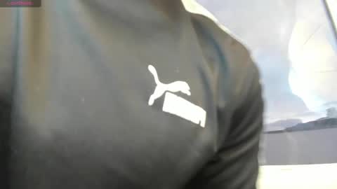 Snapshot of liam_kleiin chatting on February 24, 2025, 11:32 am LIAM KLEIN online show from February 24, 2025, 11:32 am