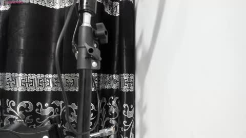 Snapshot of liam_kleiin chatting on March 10, 2025, 11:21 am LIAM KLEIN online show from March 10, 2025, 11:21 am