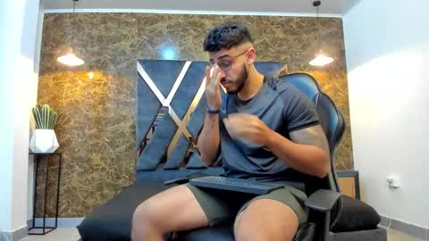 Snapshot of liam_kleiin chatting on September 23, 2025, 11:13 am LIAM KLEIN online show from September 23, 2025, 11:13 am