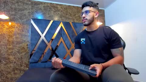 Snapshot of liam_kleiin chatting on September 24, 2025, 11:24 am LIAM KLEIN online show from September 24, 2025, 11:24 am