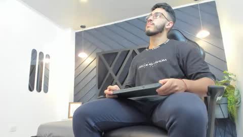 Snapshot of liam_kleiin chatting on September 29, 2025, 11:26 am LIAM KLEIN online show from September 29, 2025, 11:26 am